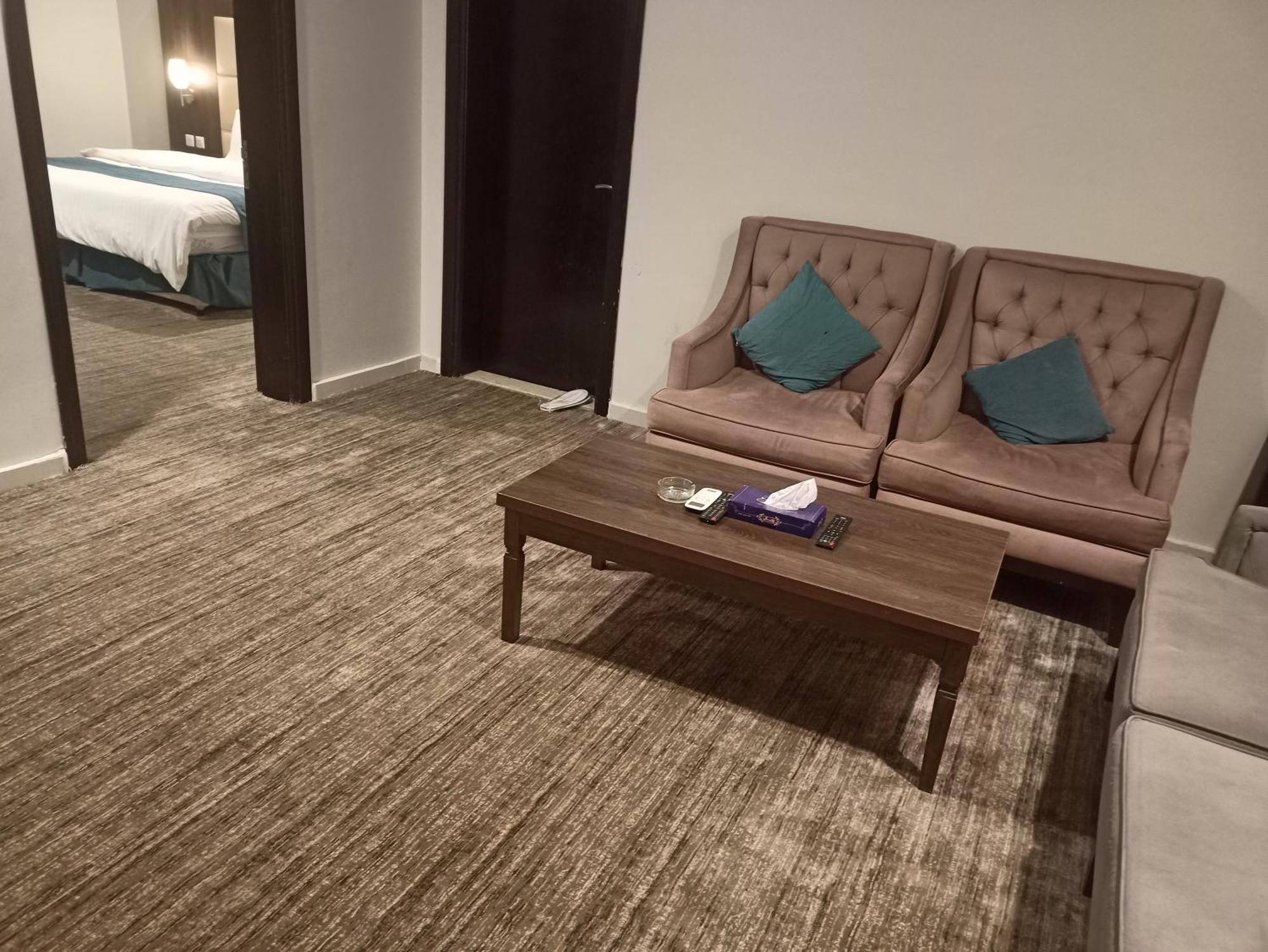 همم للوحدات السكنية - الرحيلي Jeddah Al Kura Quarto foto