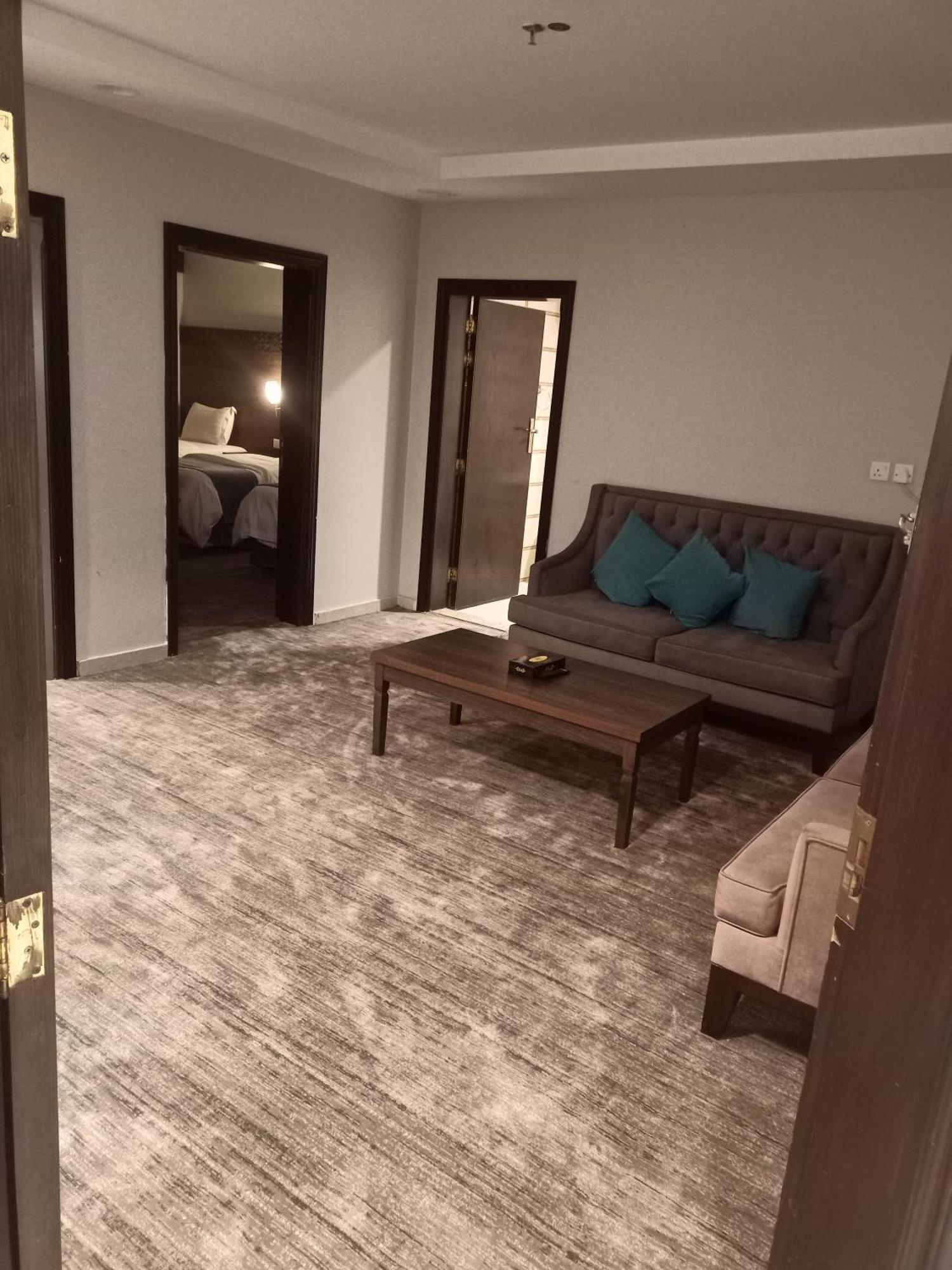 همم للوحدات السكنية - الرحيلي Jeddah Al Kura Quarto foto